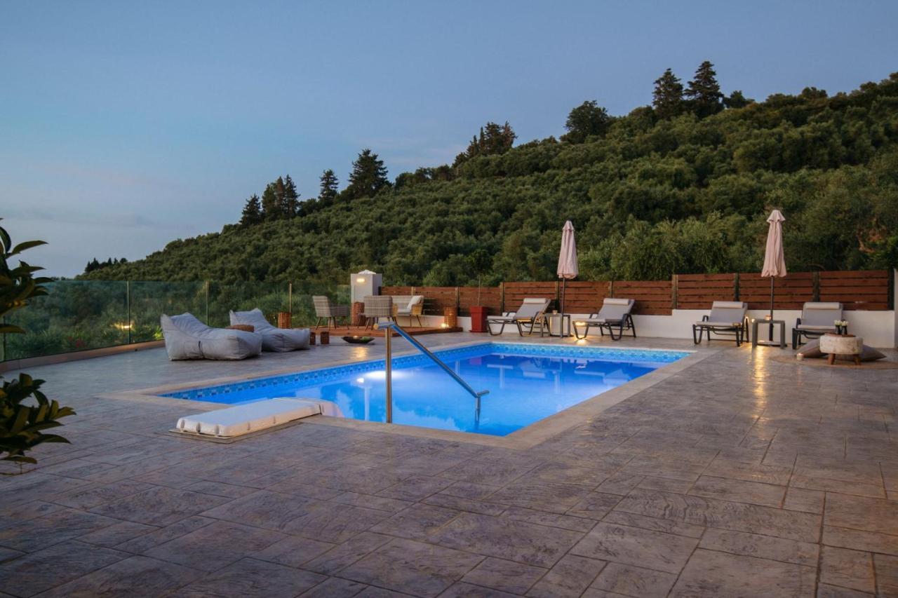 Villa Venia - Cozy Escape With Scenic Sew View, By Zantewize Tragaki Exteriör bild