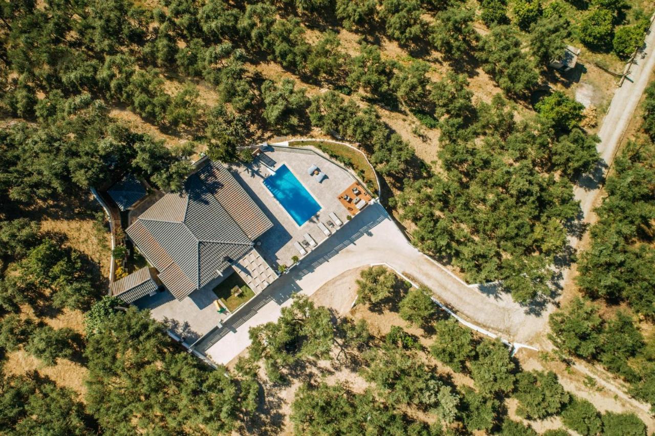 Villa Venia - Cozy Escape With Scenic Sew View, By Zantewize Tragaki Exteriör bild